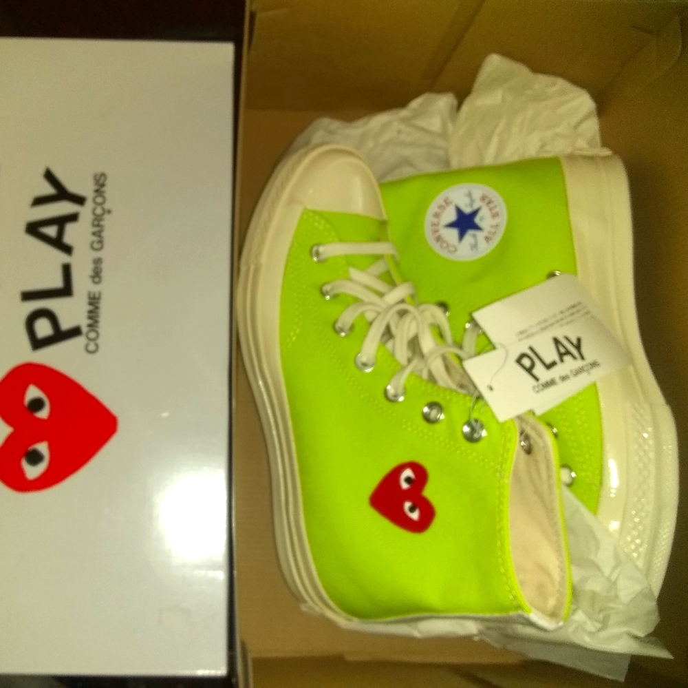 Sneakers